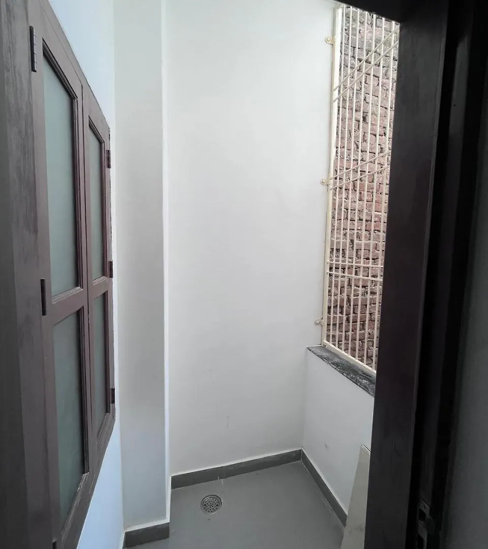 Hridayam Kashi Homestay Varanasi Lägenhet